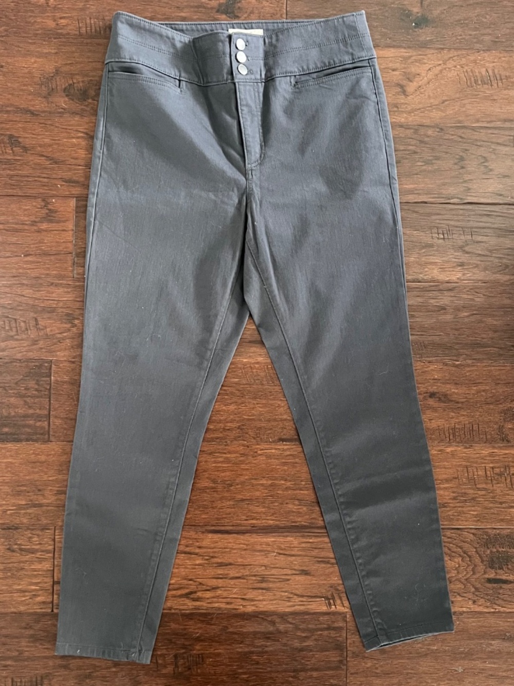 NWT Loft Gray Skinny Jeans Size 12